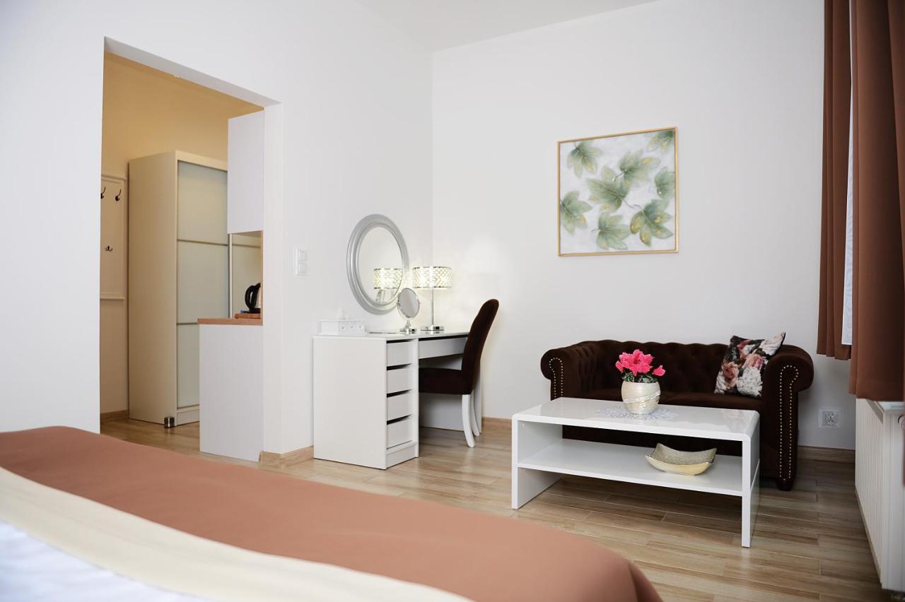 Rezydencja Mysliwska - Apartamenty Košalín Exteriér fotografie