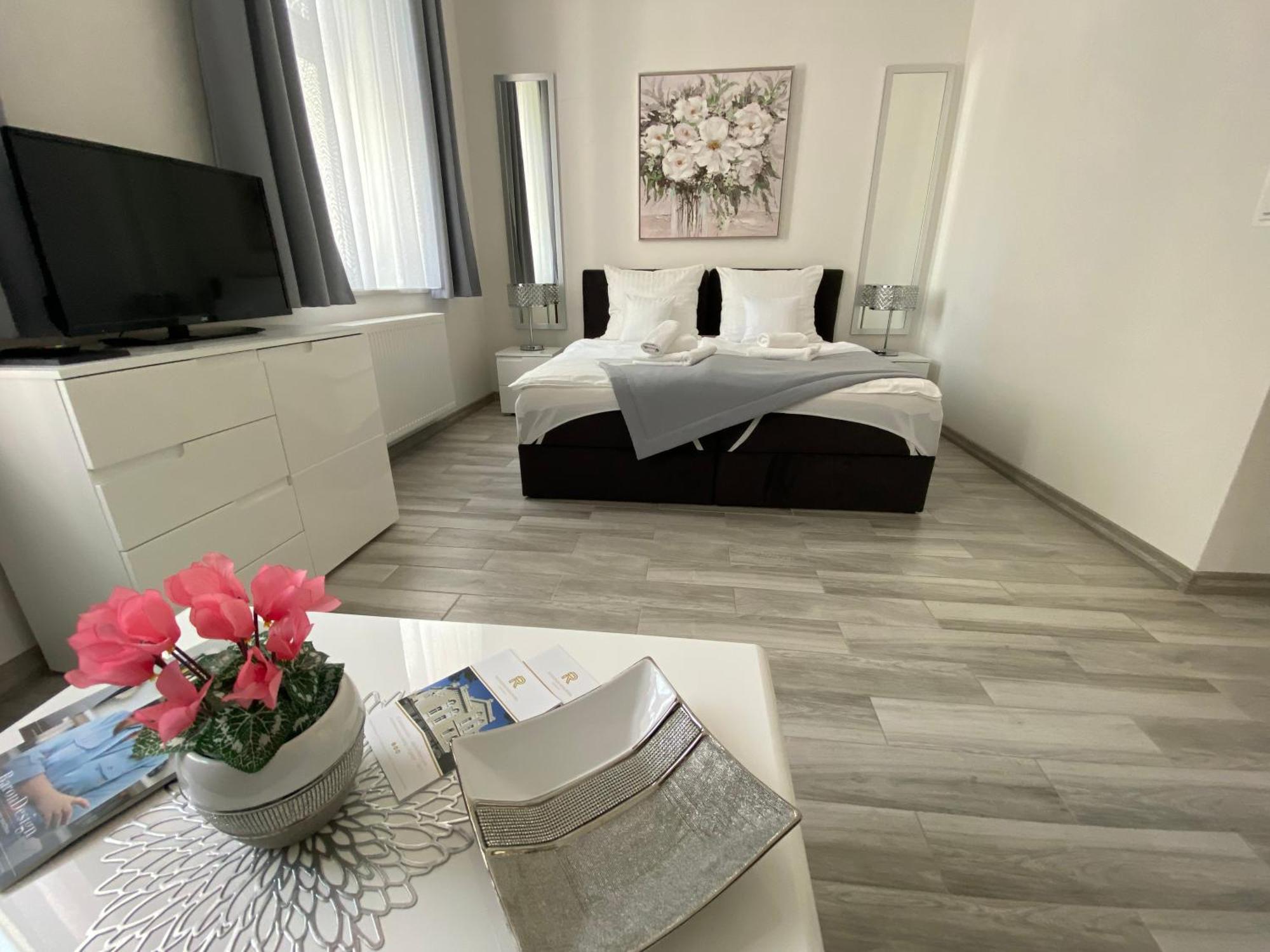 Rezydencja Mysliwska - Apartamenty Košalín Exteriér fotografie