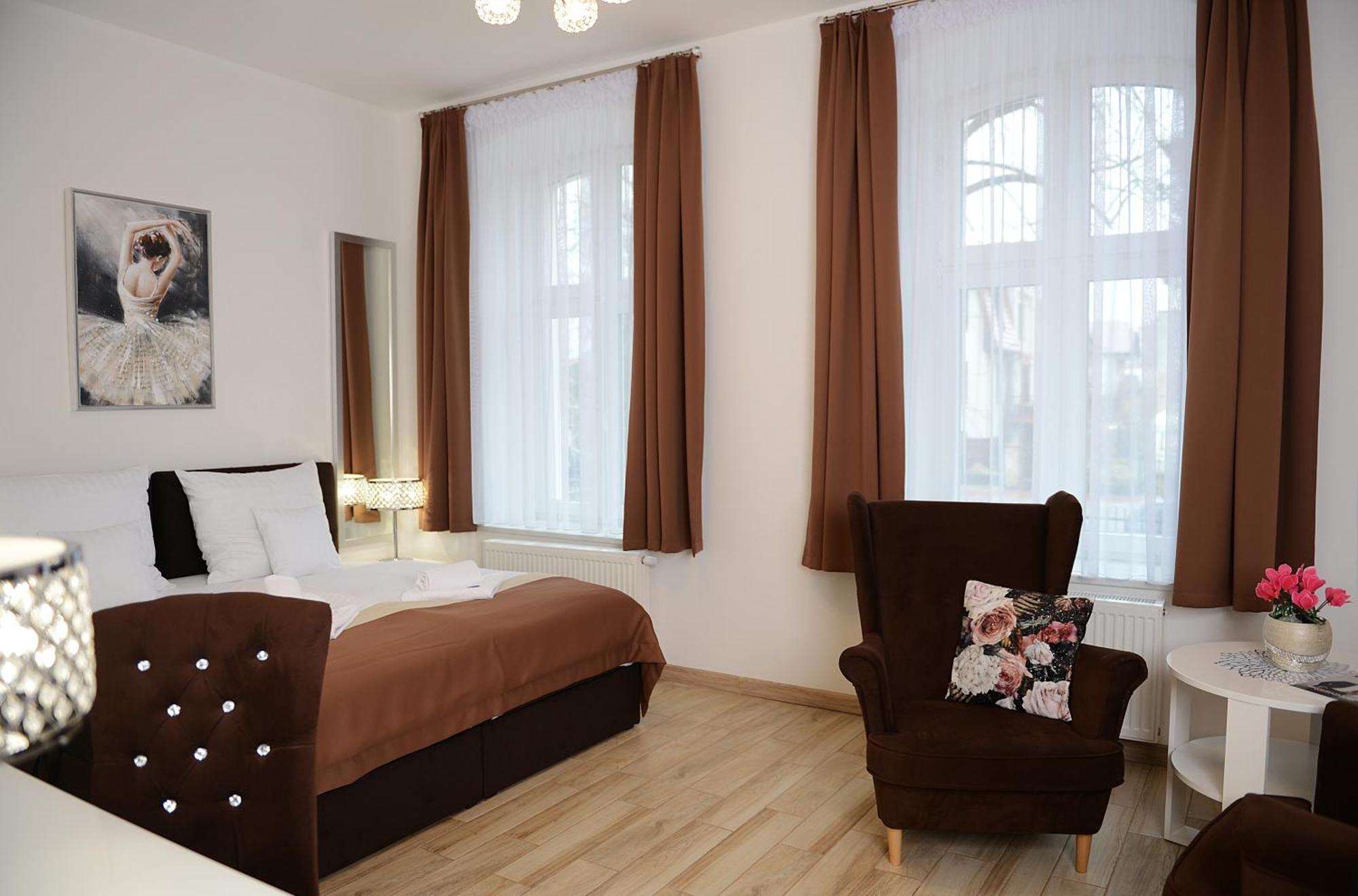 Rezydencja Mysliwska - Apartamenty Košalín Exteriér fotografie